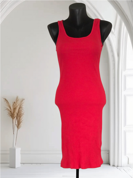 Red bodycon dress