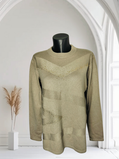 Women's long-sleeved sweater