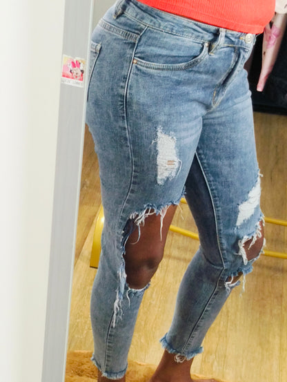 Jean skinny troué